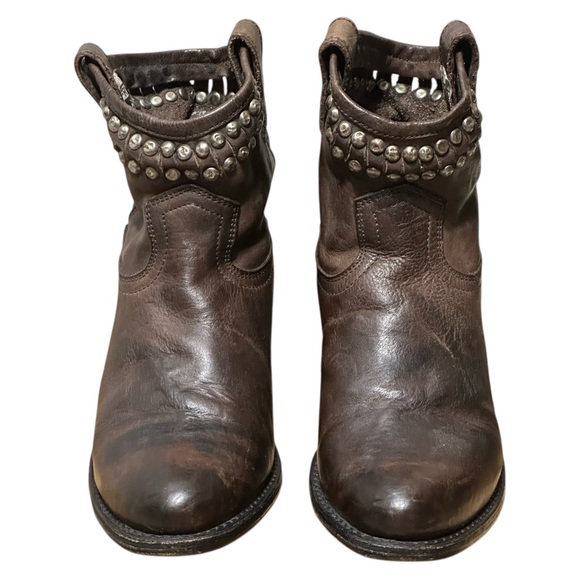 Frye Boots Diana Brown Leather Studded Western Almond Toe Heeled Short Boots - Picture 6 of 15